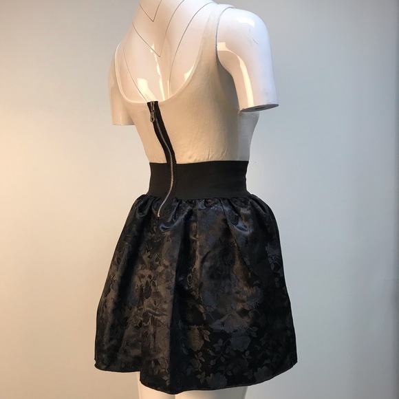 Marquis baby doll mini black and white dress - Picture 3 of 6